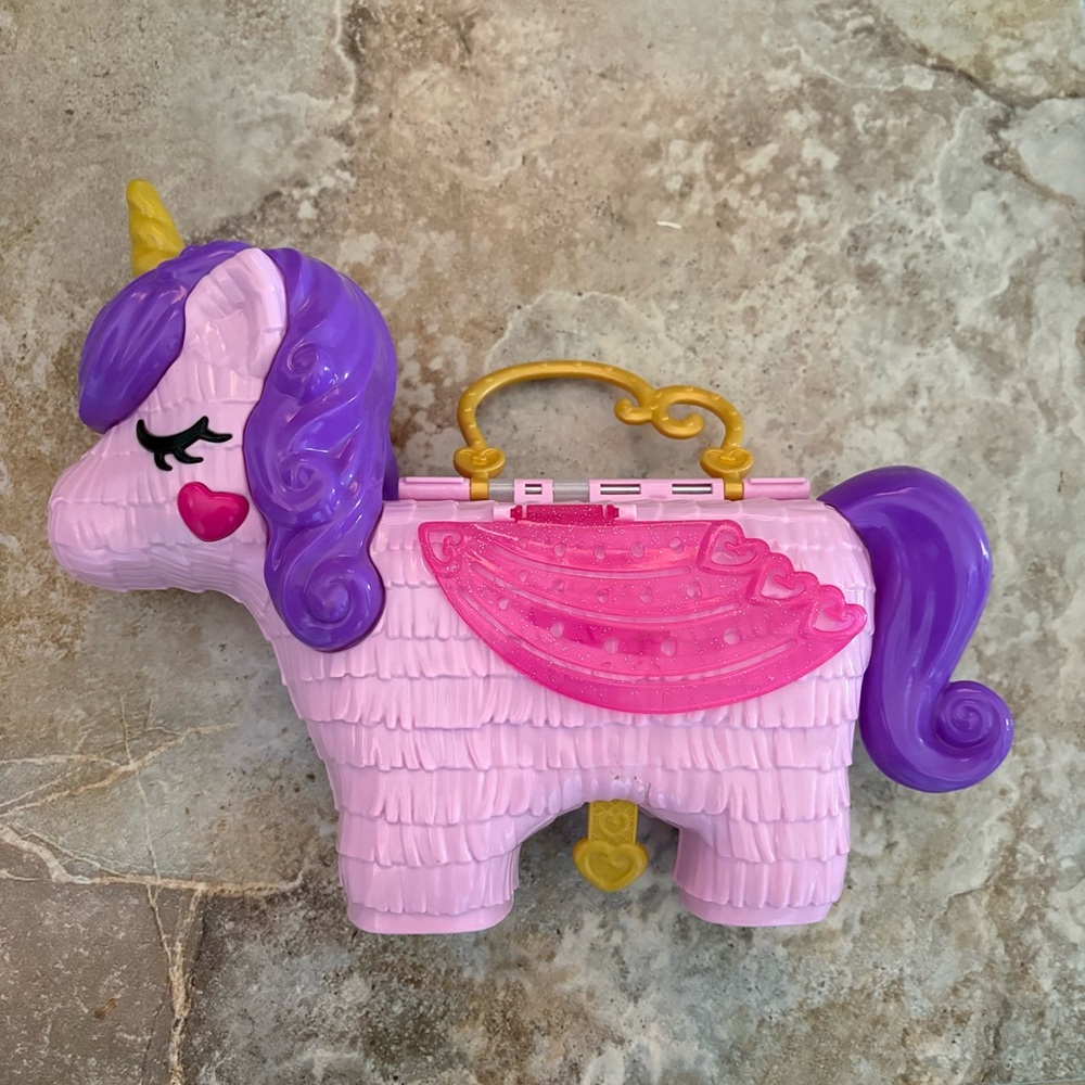 Polly Pocket Unicorn Party Play Set Shell One Doll As Is Travel Toy Summer - Picture 6 of 6